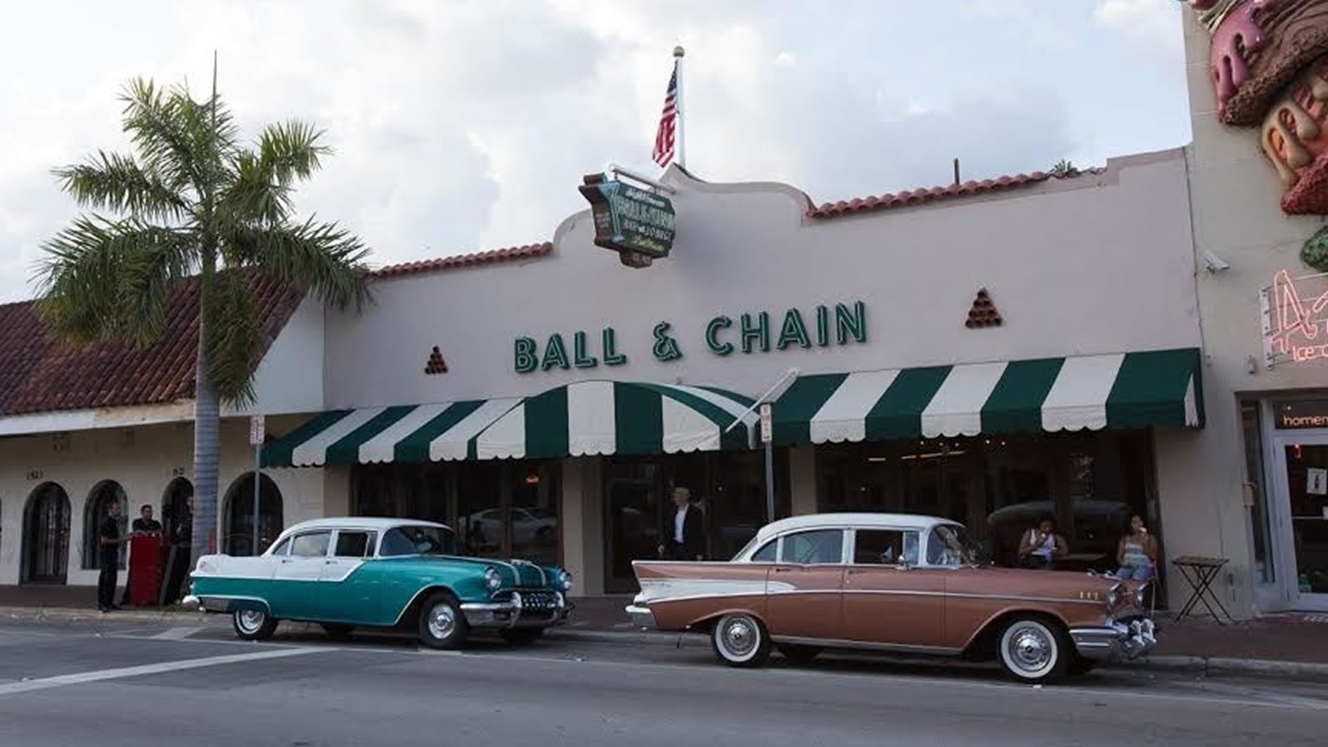 Visto en Miami: nostalgia y butacas psicodélicas marcan la